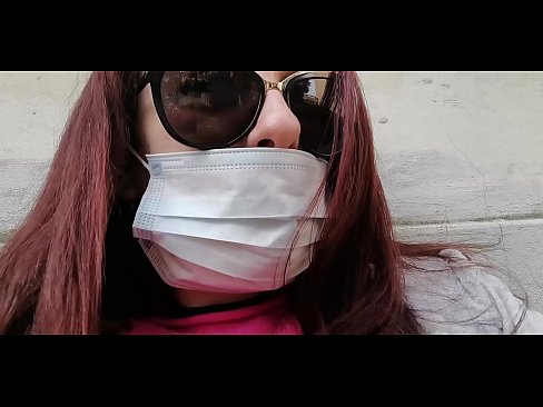 ❤️ Nicoletta na-abọ ọbọ n'ahụ onye agbata obi ya na pees n'ime ebe a na-adọba ụgbọala ya (Special Covid19 Italian Quarantine) na porn% ig.mass-pr.ru%