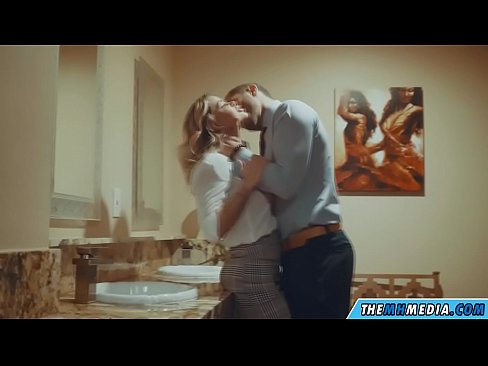 ❤️ Mgbe isi awọ na-acha uhie uhie rafuo gị n'ime ụlọ mposi ọha na porn% ig.mass-pr.ru%